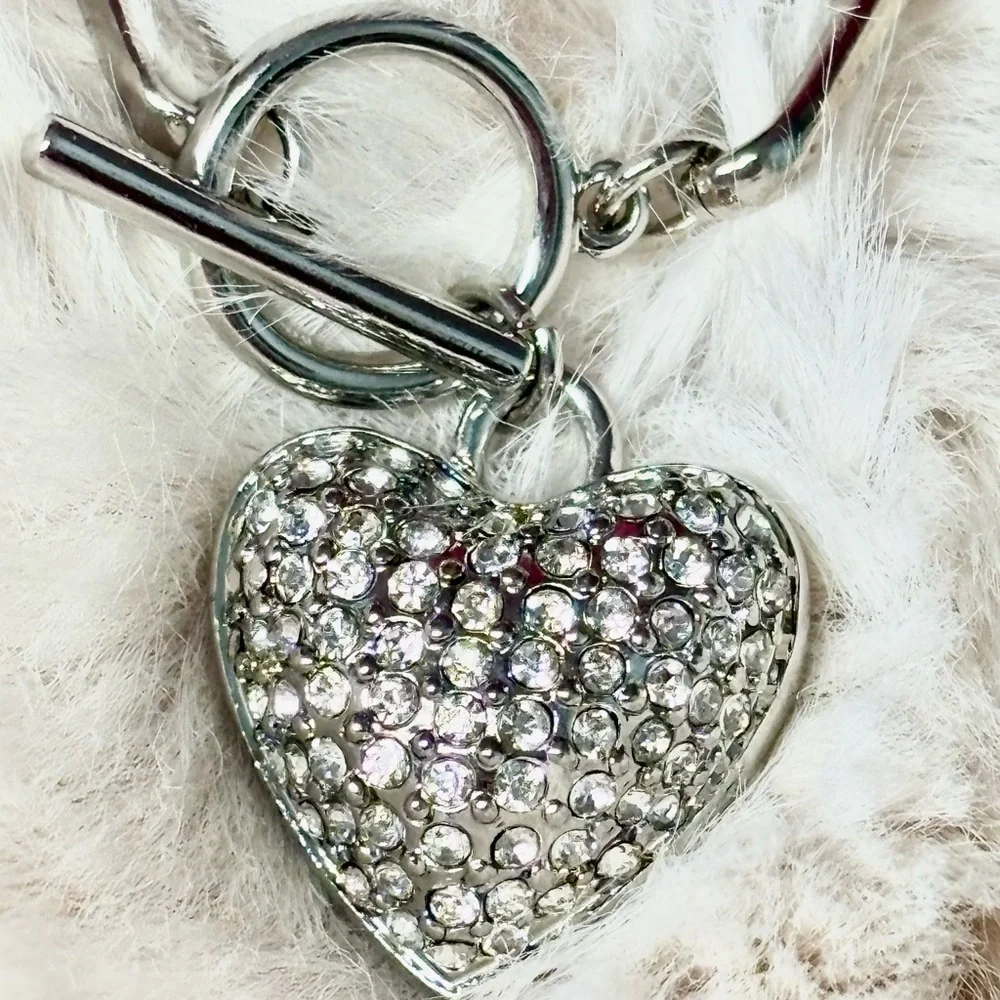 Urban Outfitters Rhinestone Crystal Heart Necklace - Picture 5 of 11
